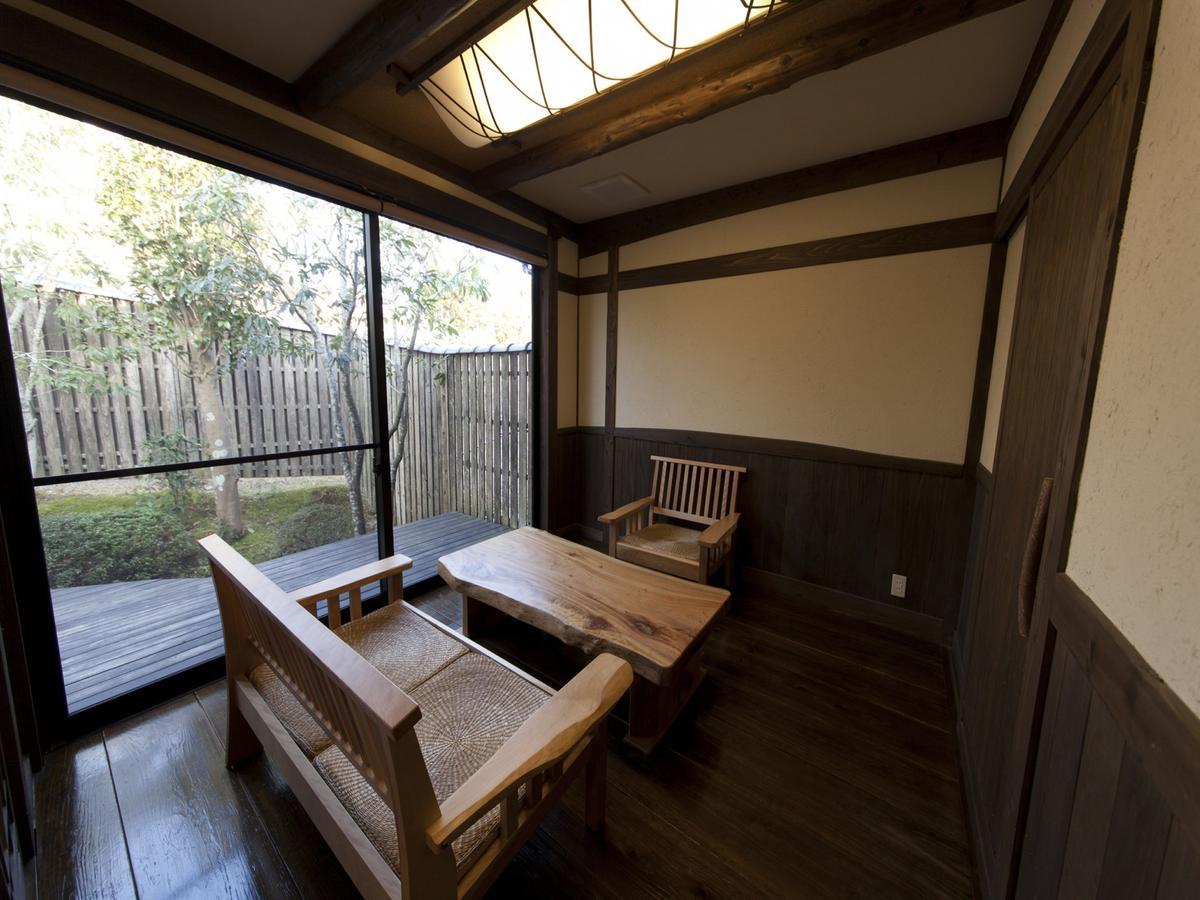 Gokuraku Onsen Takumi No Yado Hotel Takaharu Kültér fotó
